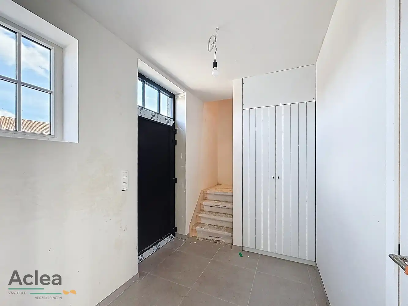 Ruime nieuwbouw woning in landelijke stijl met 4 slaapkamers foto 2