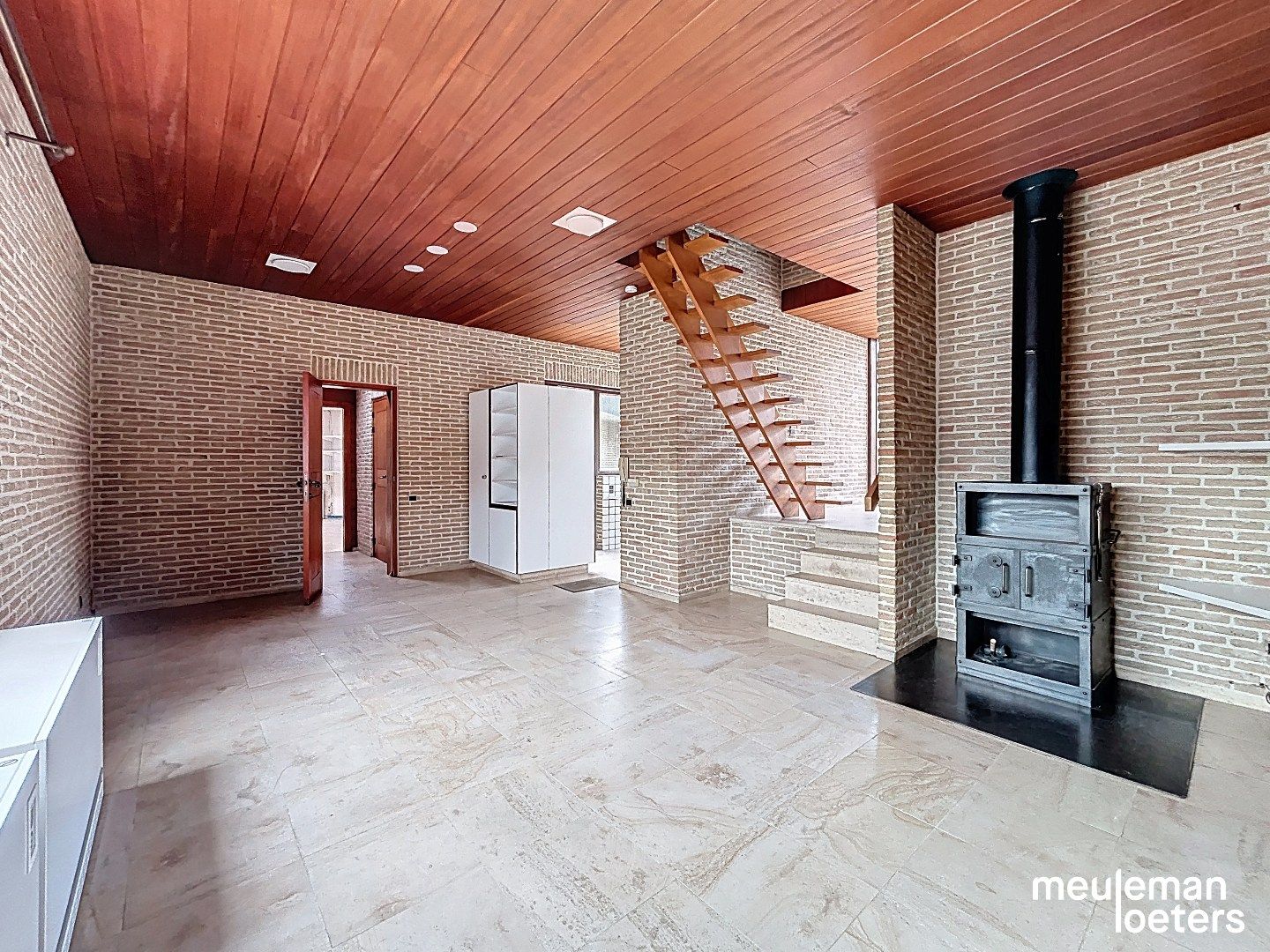 Instapklare woning met ruime opslagruimte  foto 4