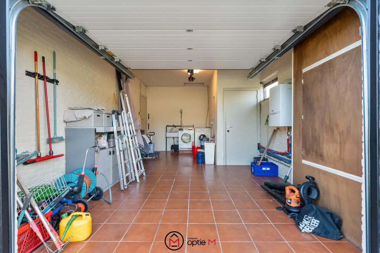 Rustig gelegen gezinswoning met 5 slaapkamers en garage foto 22