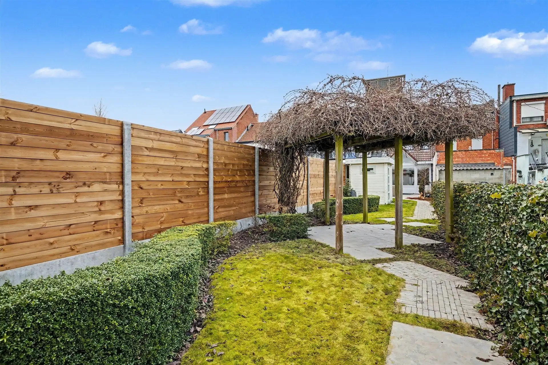 Charmante starterswoning met 3 slaapkamers en garage nabij het centrum van Sint-Gillis-Waas foto 22