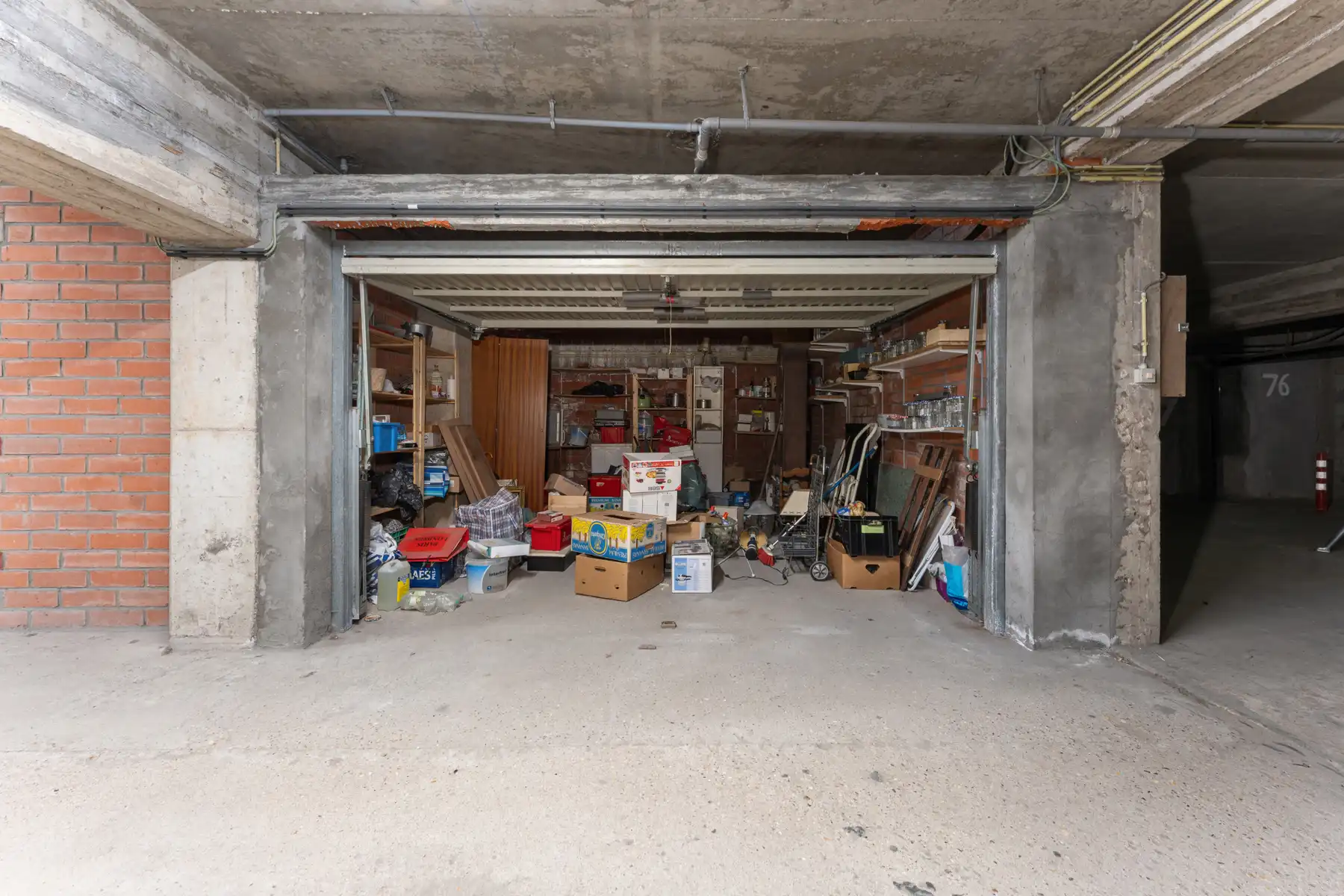 Gesloten garagebox vlakbij zee foto 6