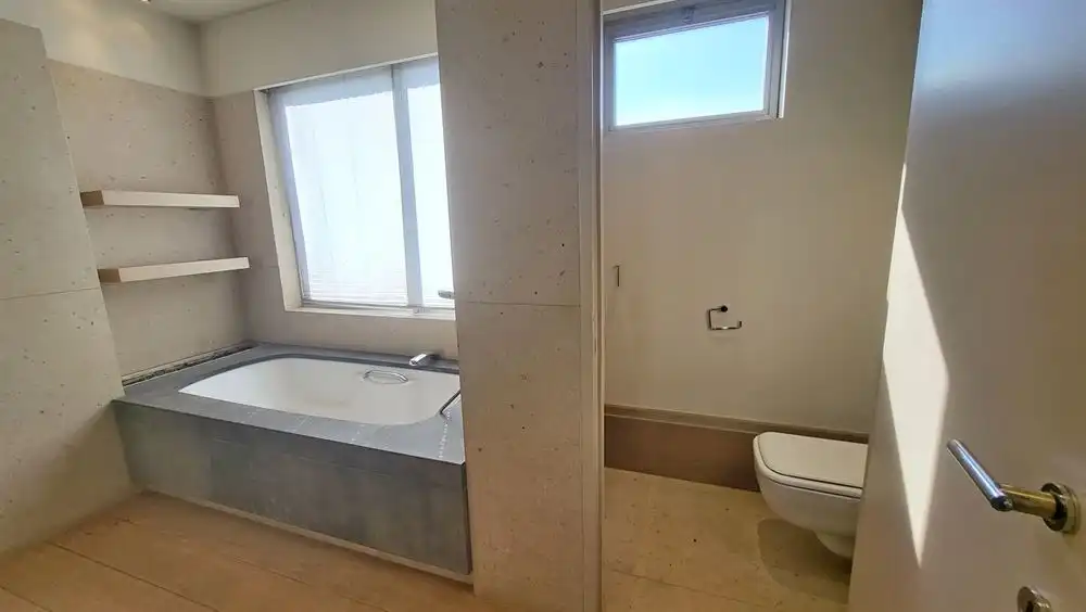 Appartement met 2 panorama terrassen | Stadspark foto 23