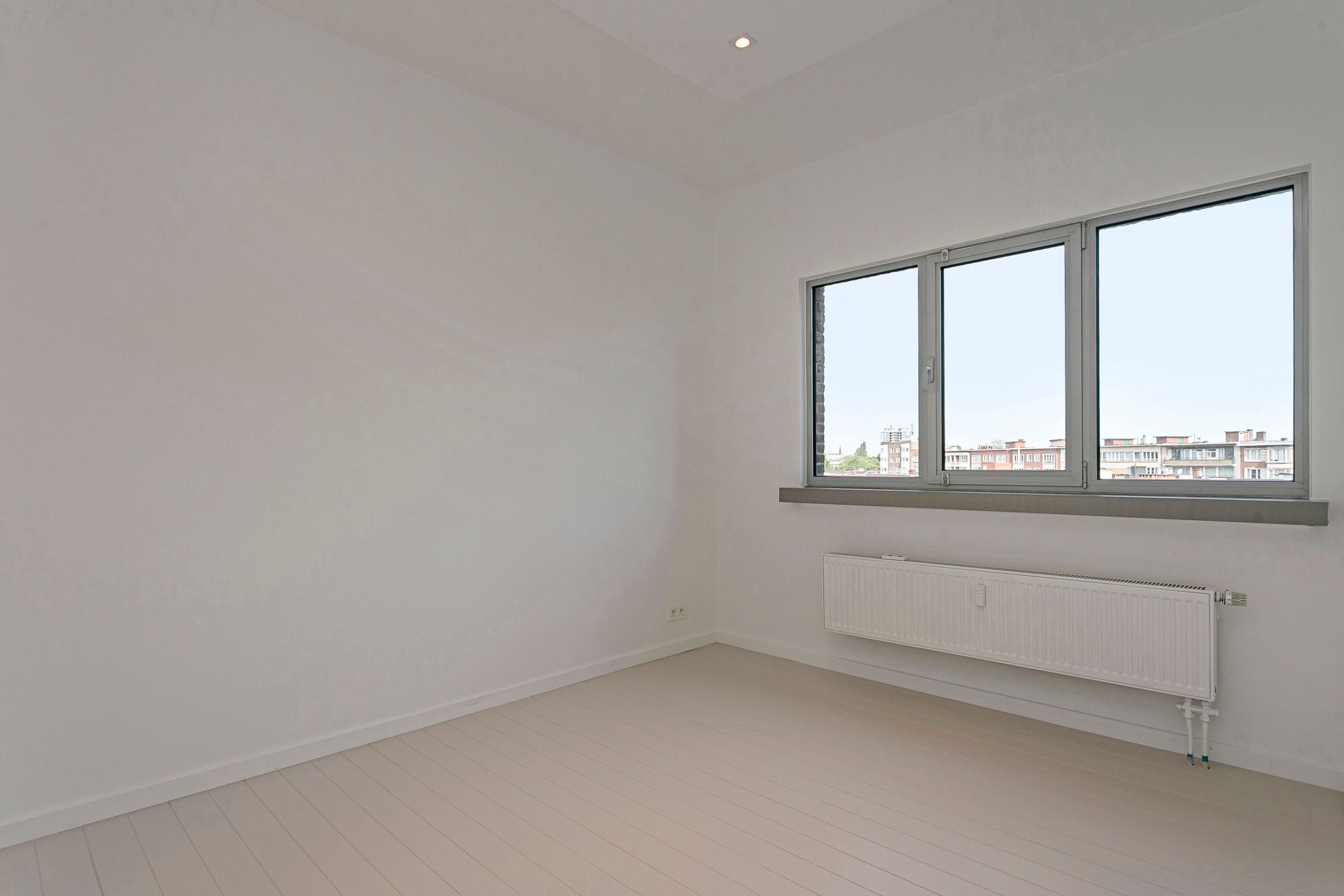 OPEN HOUSE 19/7 - Instapklaar drie slaapkamer appartement foto 8