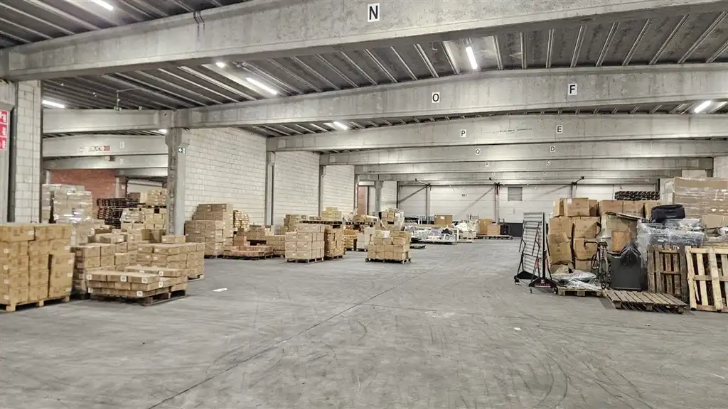 Semi-industrieel bedrijfsgebouw op toplocatie foto 10