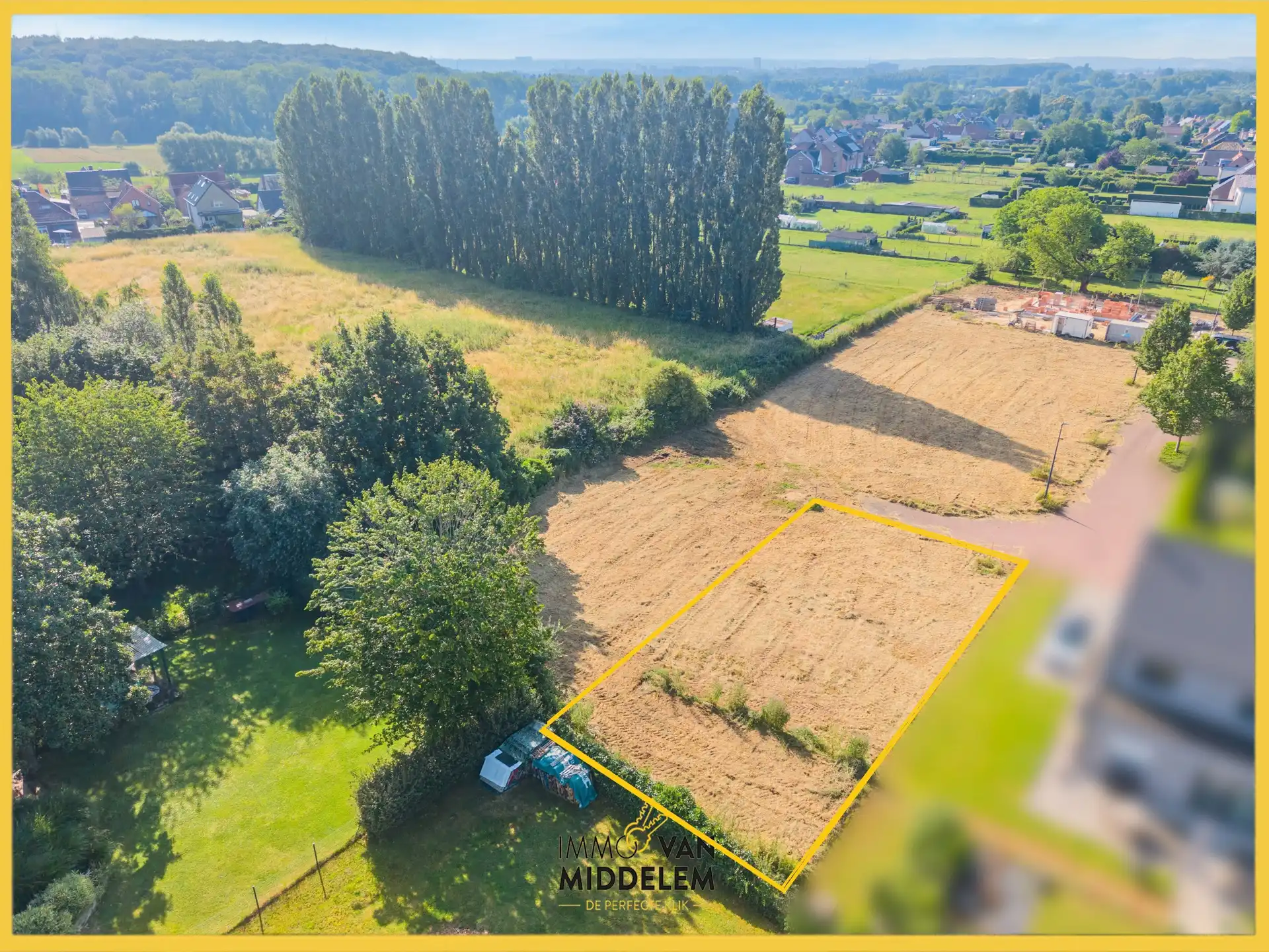 ZÉÉR RUSTIG GELEGEN BOUWGROND VOOR OB op +/- 5a02ca foto 2