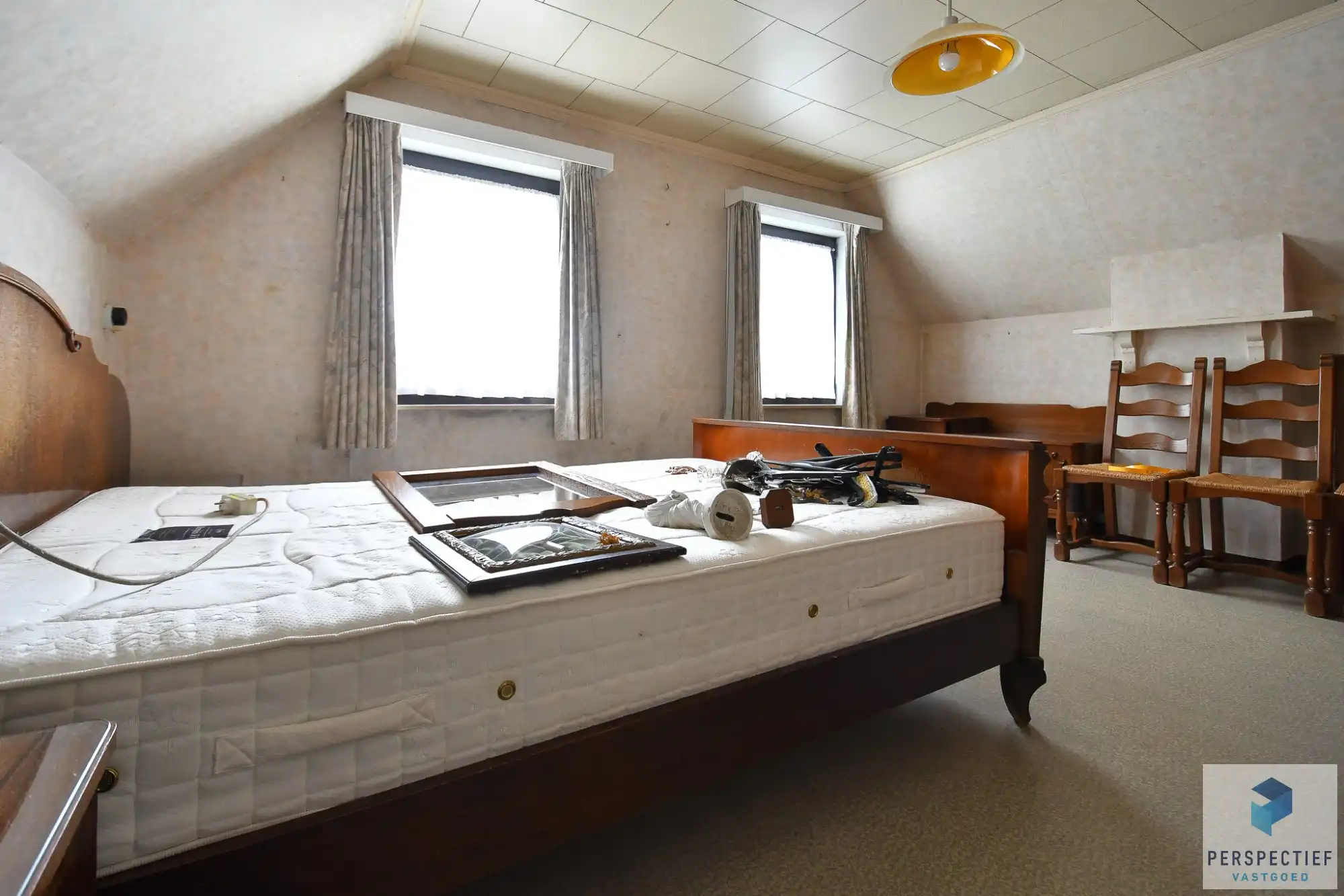 Te renoveren woning met rondom landelijke uitzichten foto 14
