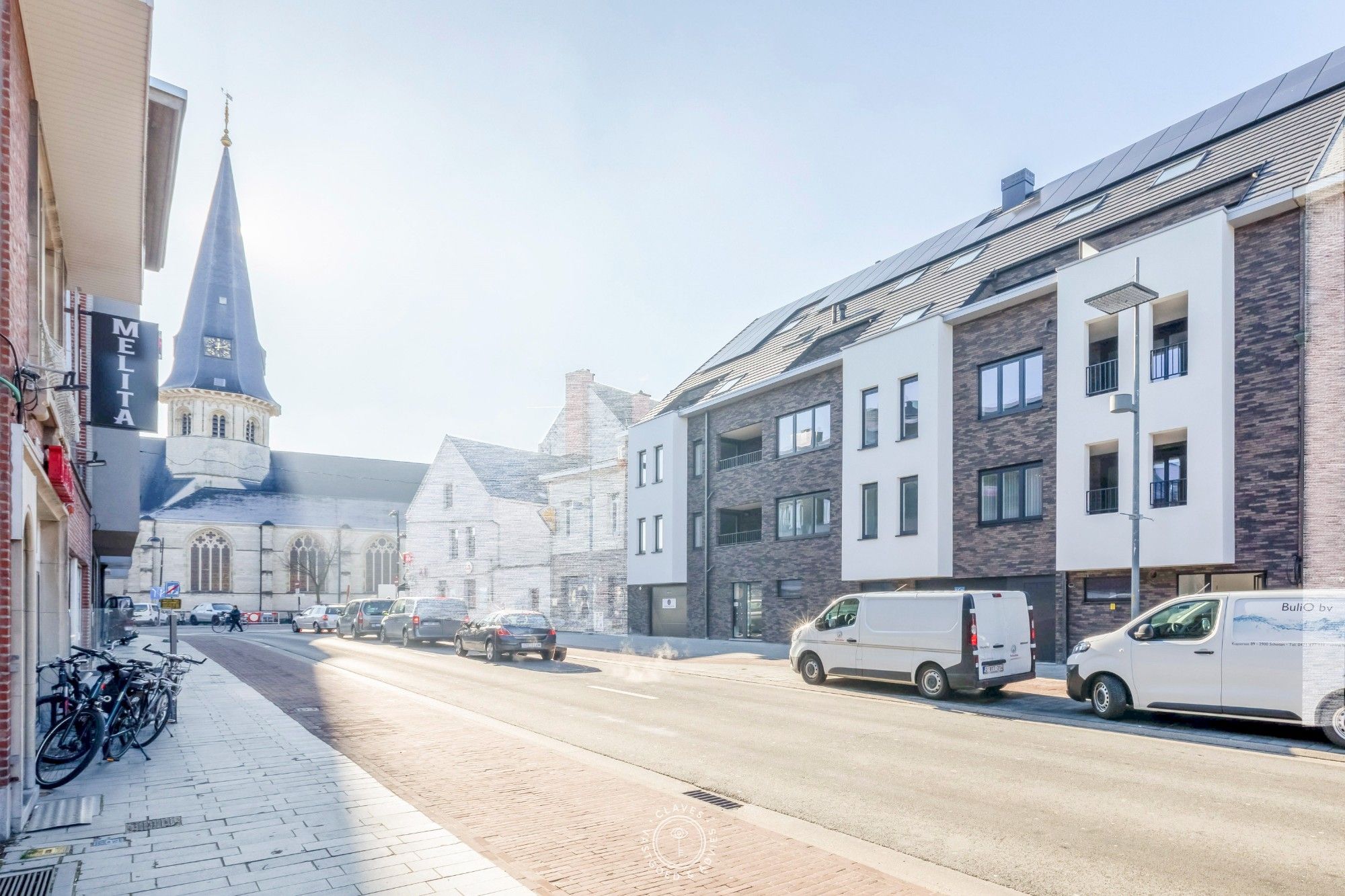 Instapklaar duplexappartement op stapafstand van de Markt van Beveren foto 1