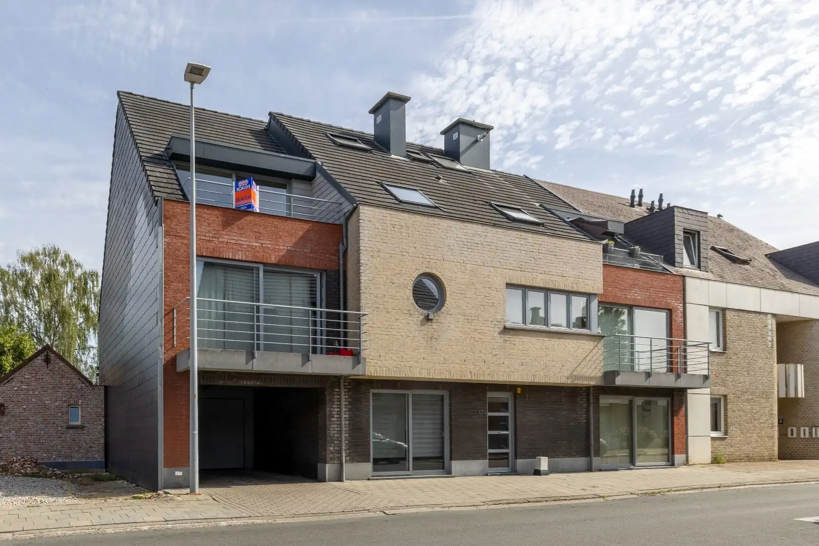 Ruim duplex appartement met 2 slk en zonneterras en garage foto 20