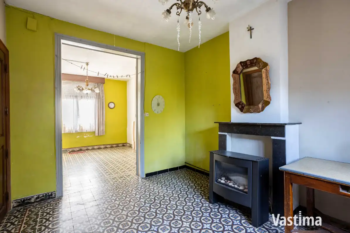 Te renoveren woning met ruime tuin foto 6