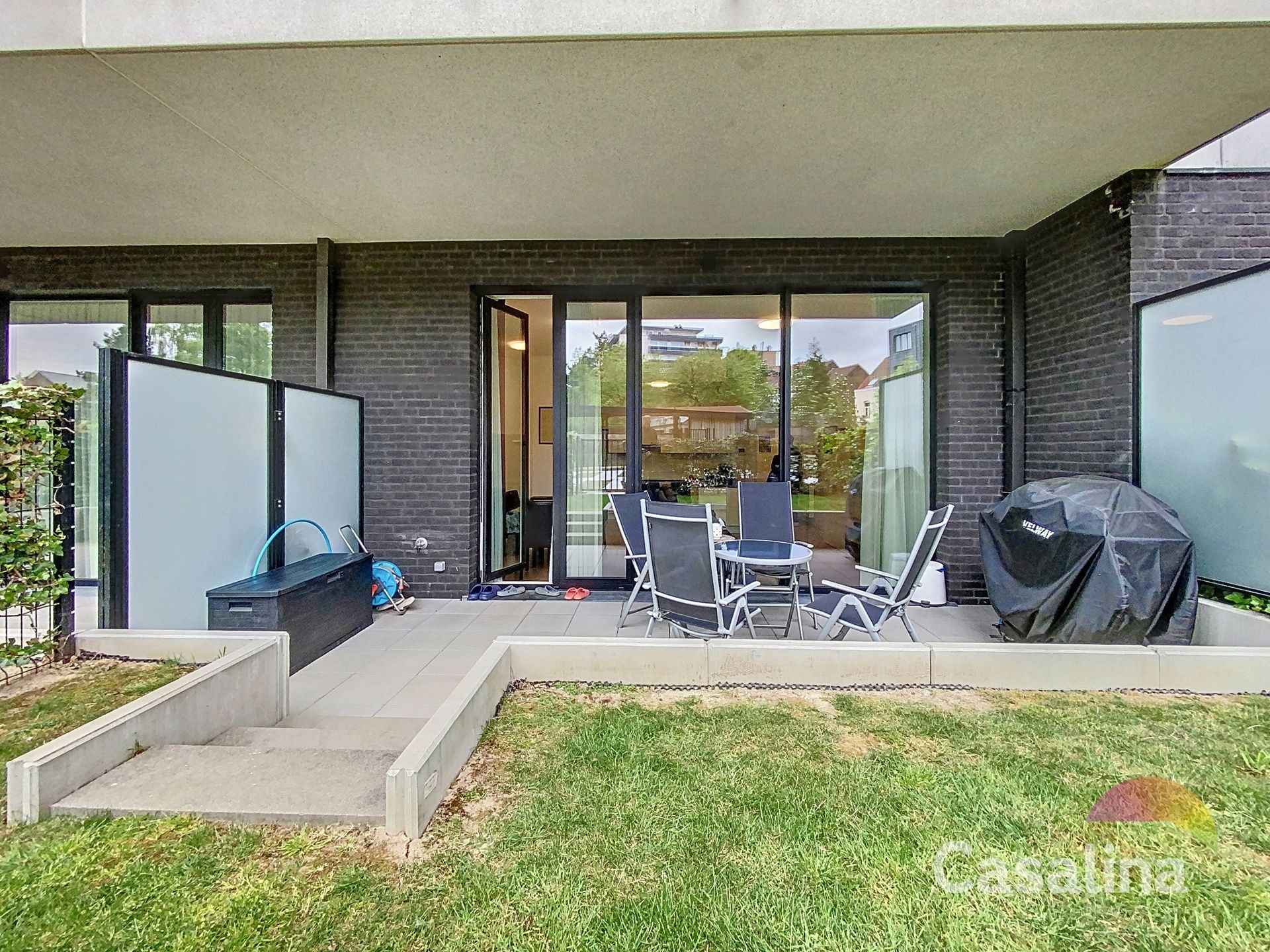 Gelijkvloers 3 slaapkamers met tuin en terras foto 12