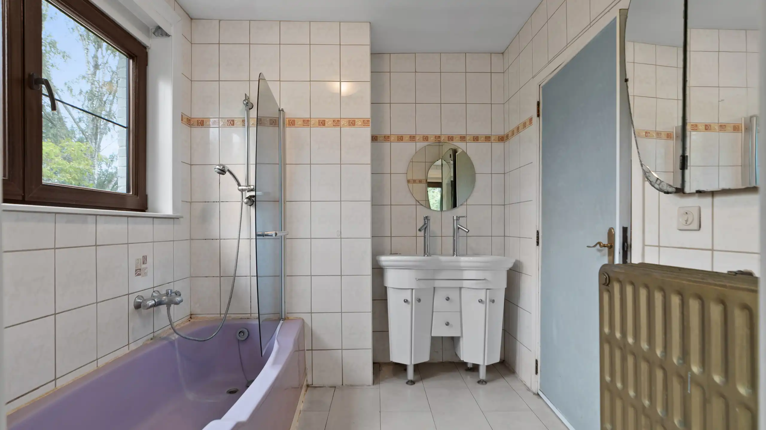 AVERBODE - Bel-Etage woning op groot perceel (tot. +/- 85a) foto 17