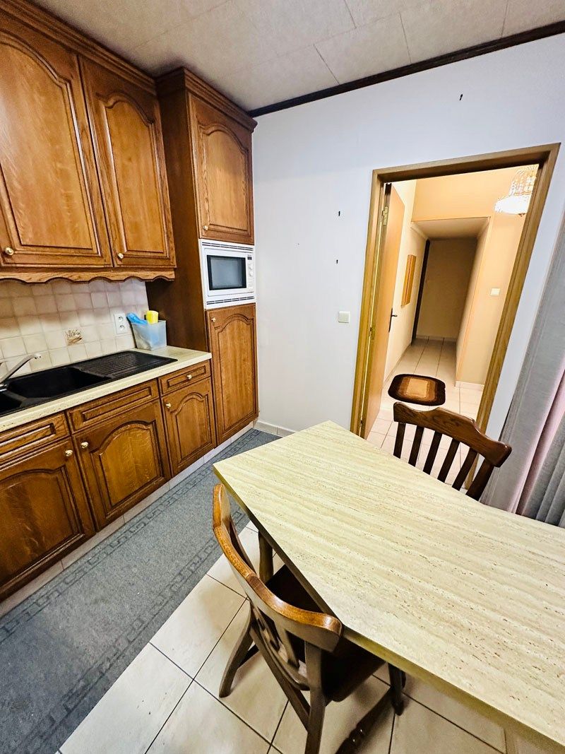 Centraal gelegen gelijkvloers appartement te Achel foto 8