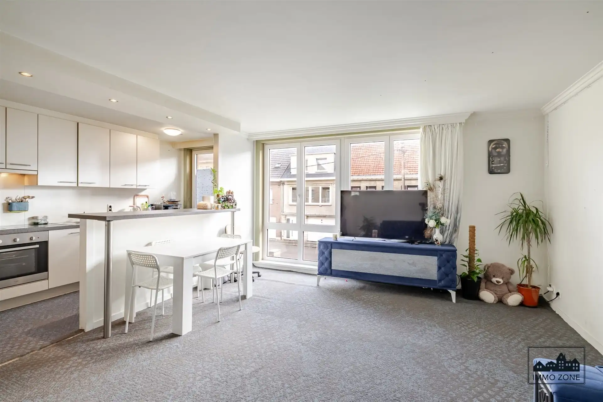 Gunstig gelegen appartement met 2 slaapkamers en garage foto {{pictureIndex}}