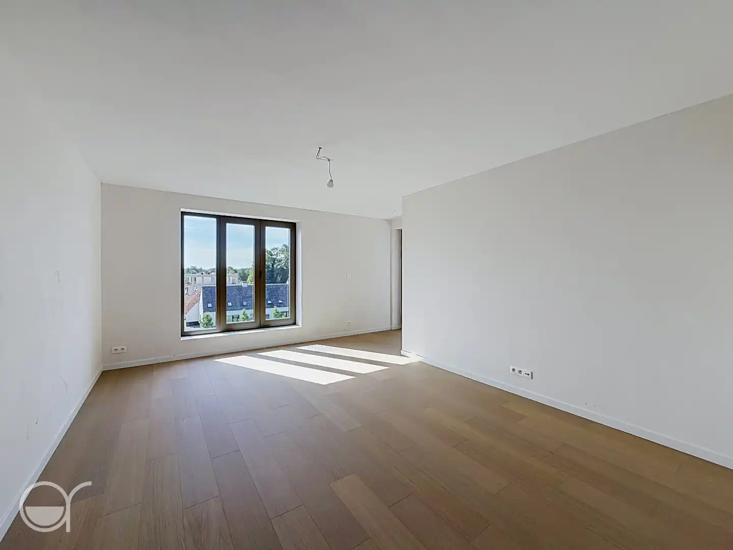 Lichtrijk nieuwbouwappartement met twee slaapkamers en terras foto 4