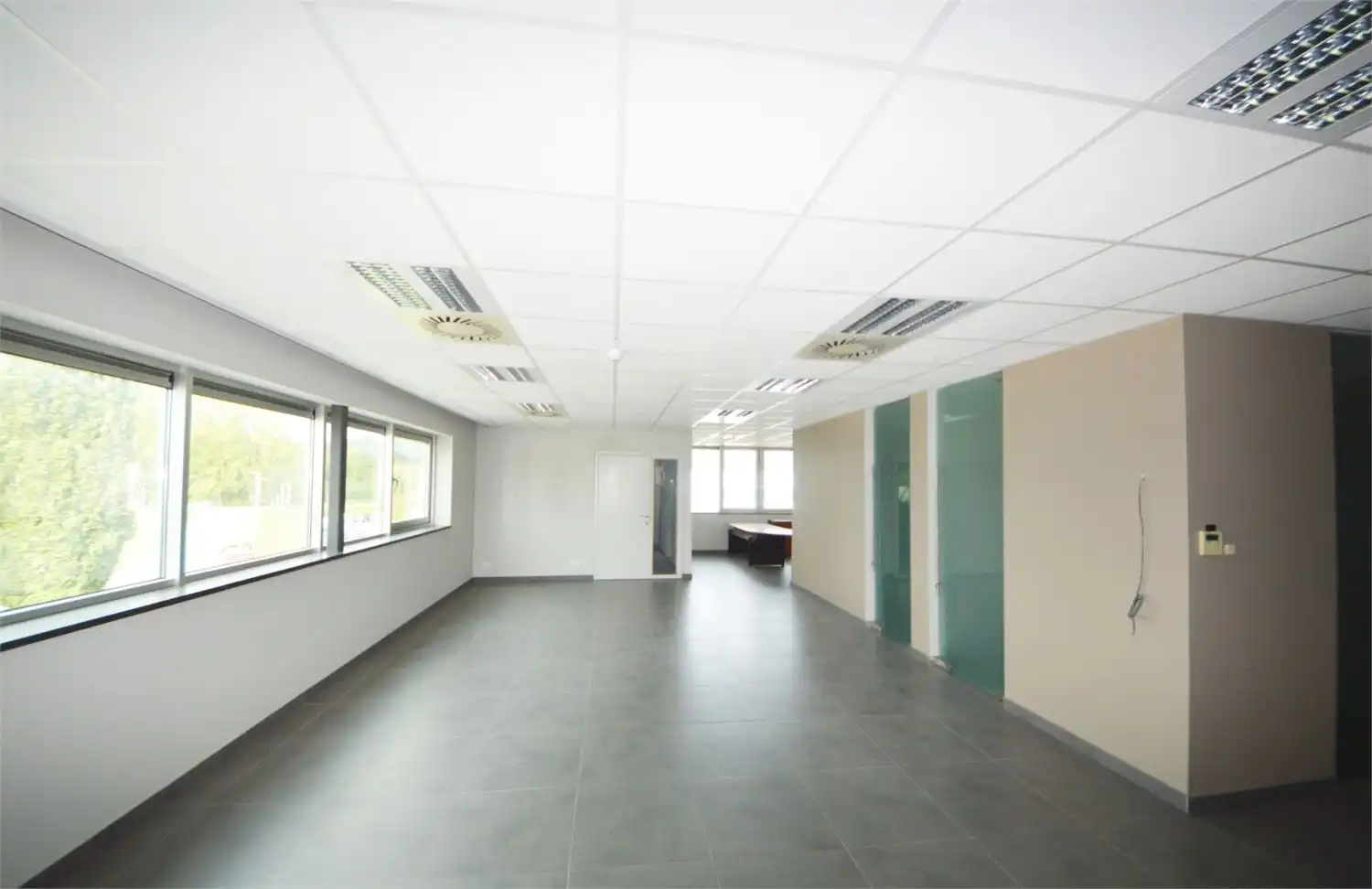 MODERN KANTOOR MET PARKING foto 4