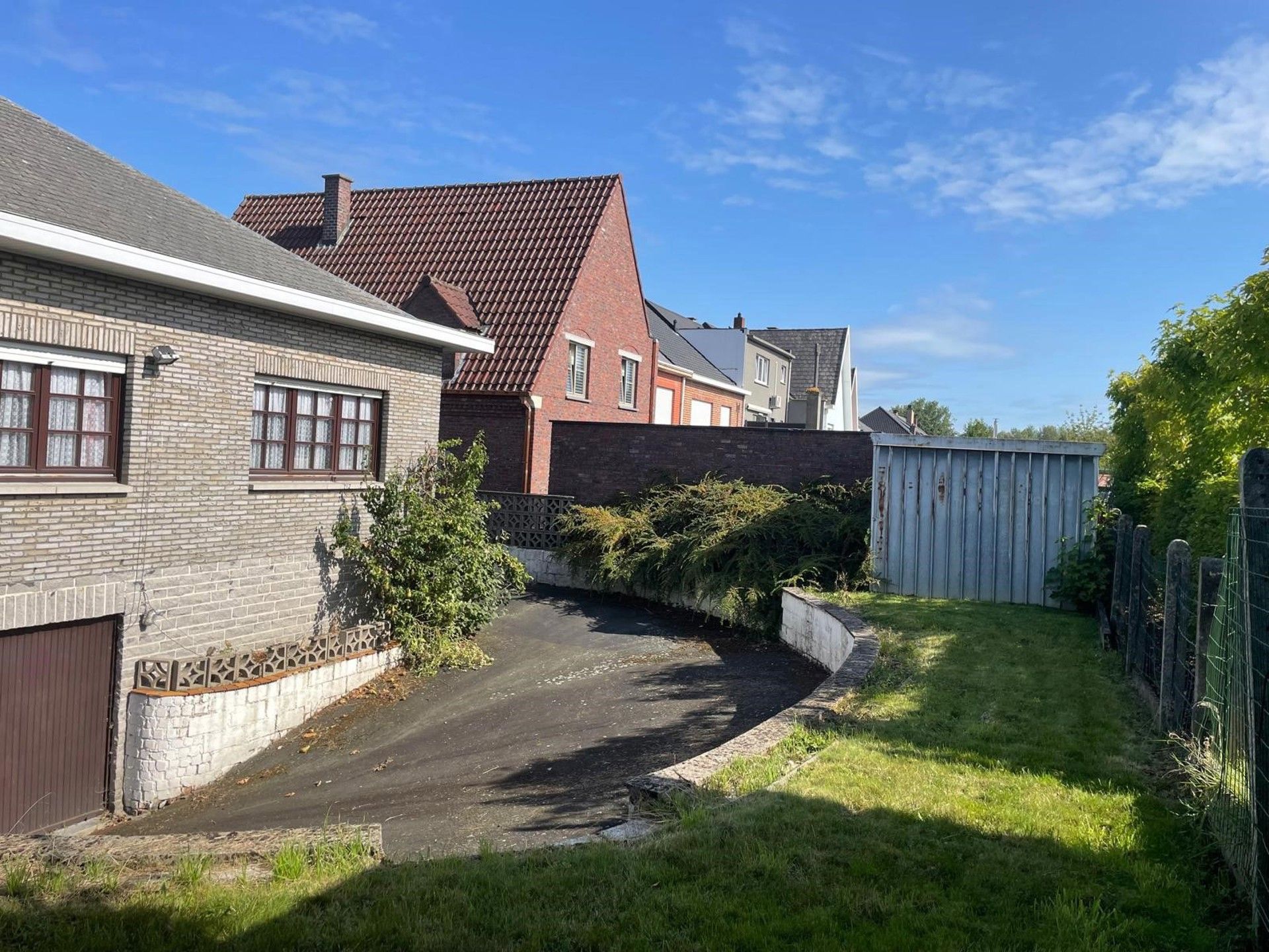 Bungalow met 3 slaapkamers in rustige woonwijk foto 13