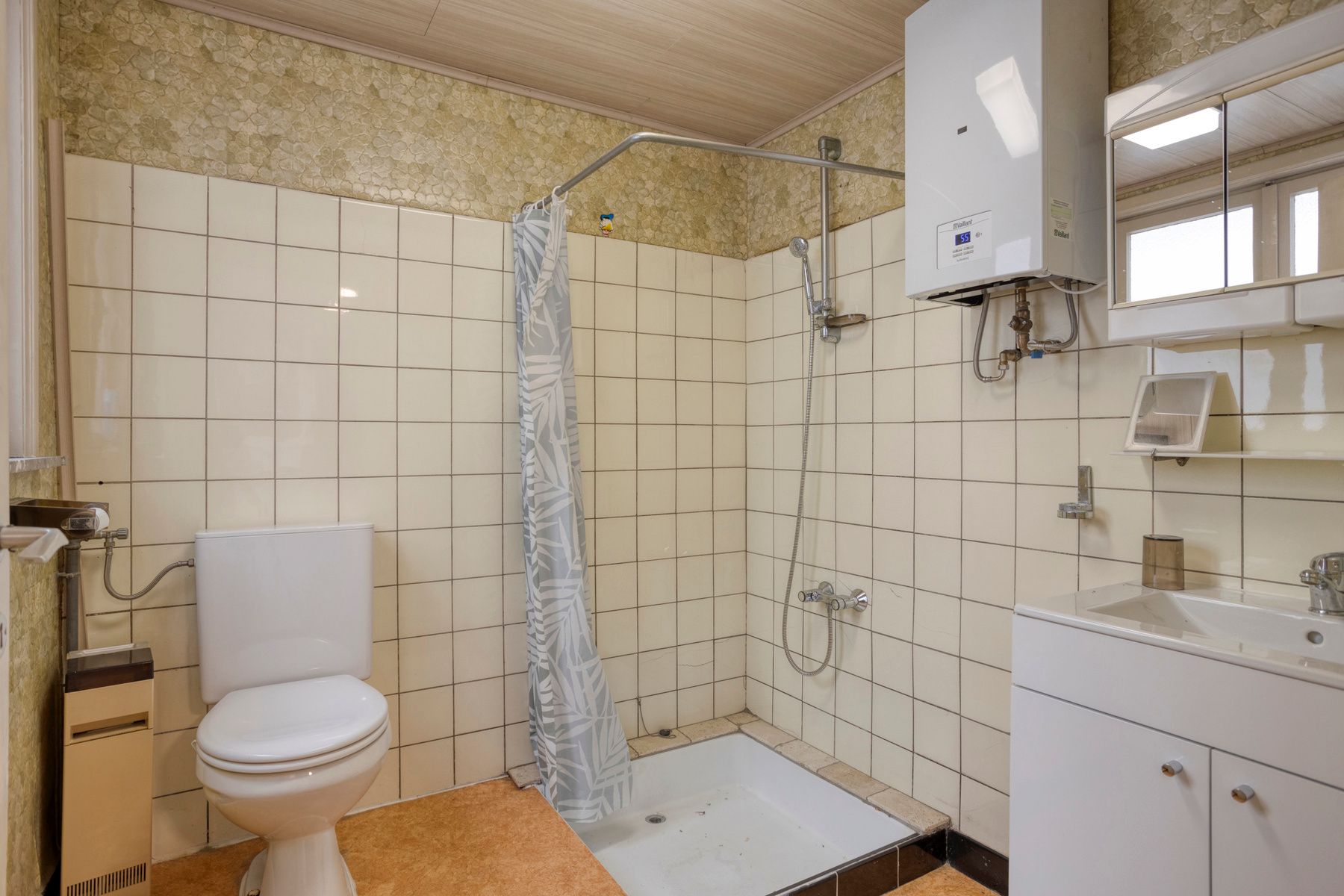 Te renoveren stadswoning met 3 slaapkamers en tuin! foto 10