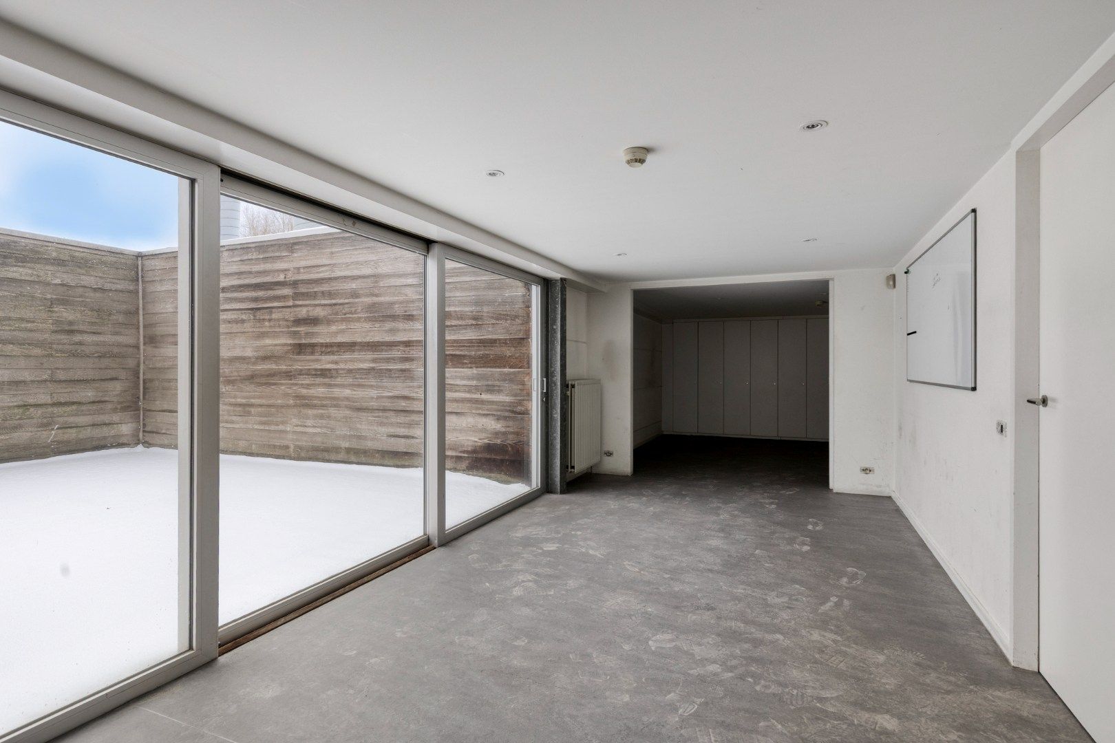 Polyvalent nijverheidscomplex met hedendaagse sociale voorzieningen  foto 23