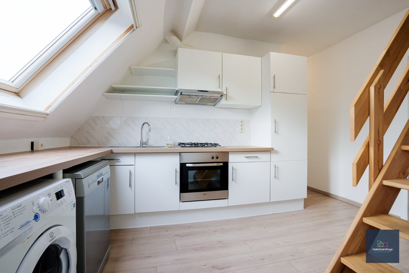 Rustig gelegen dakappartement nabij het centrum van Gentbrugge foto 13