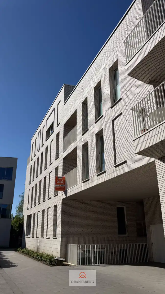 Nieuwbouw 2 slpk appartement vlakbij station Gent-Sint-Pieters foto 44