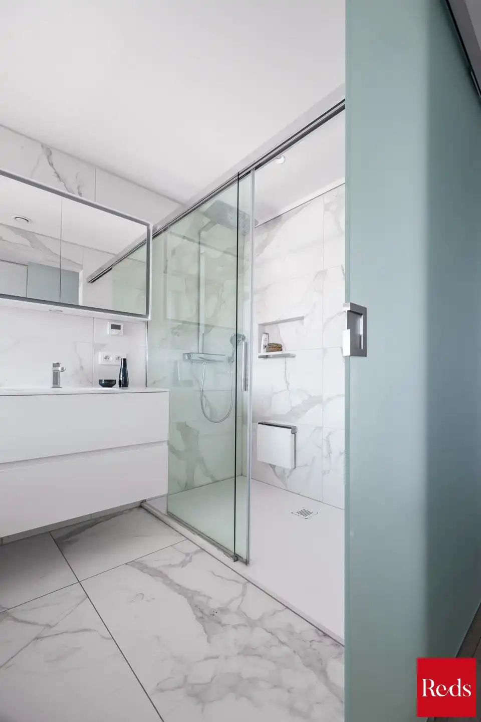 Uitzonderlijke appartement met een panoramisch uitzicht foto 24