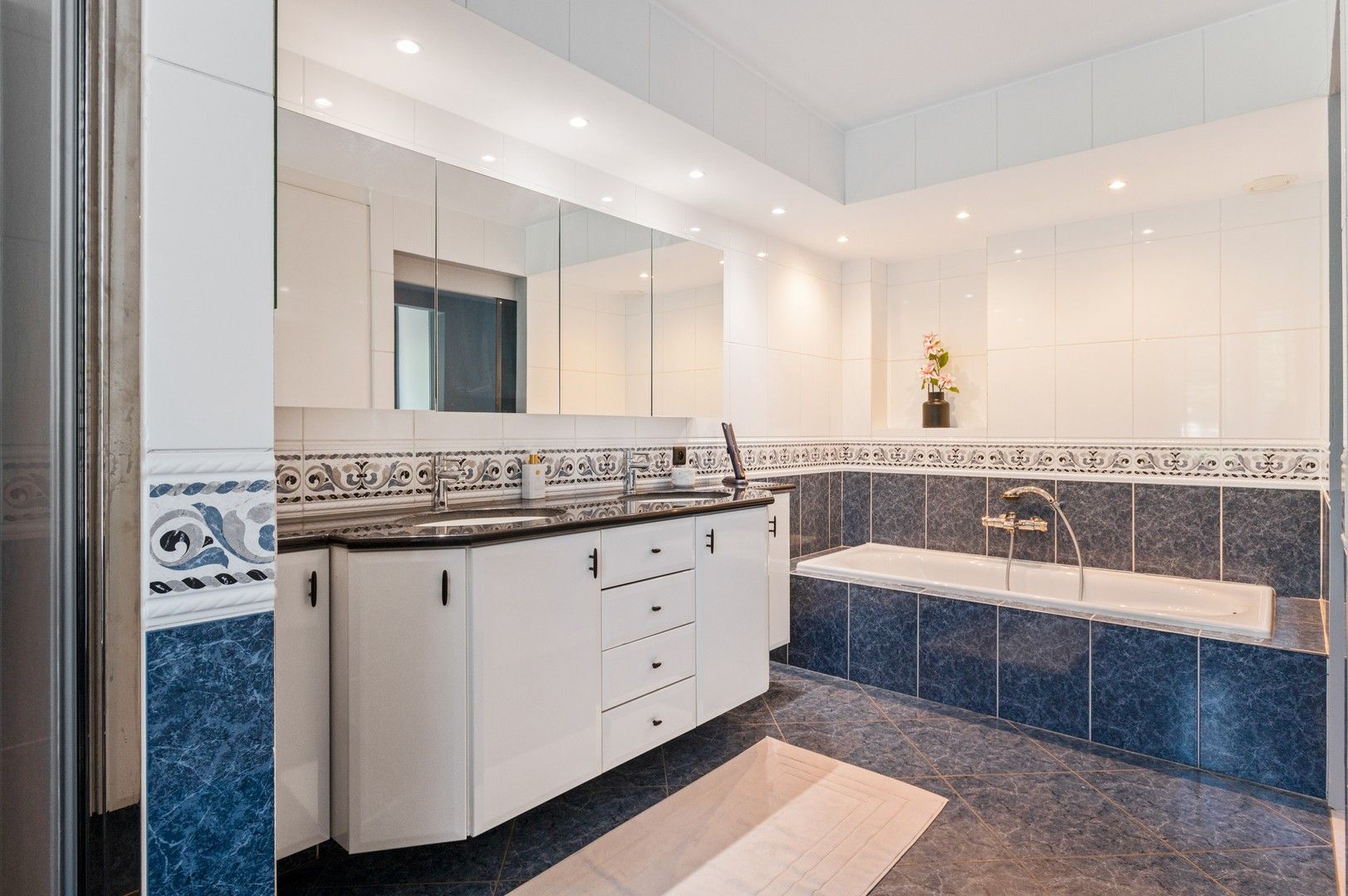 Tijdloze royale villa (EPC B) op prachtig perceel in De List foto 22