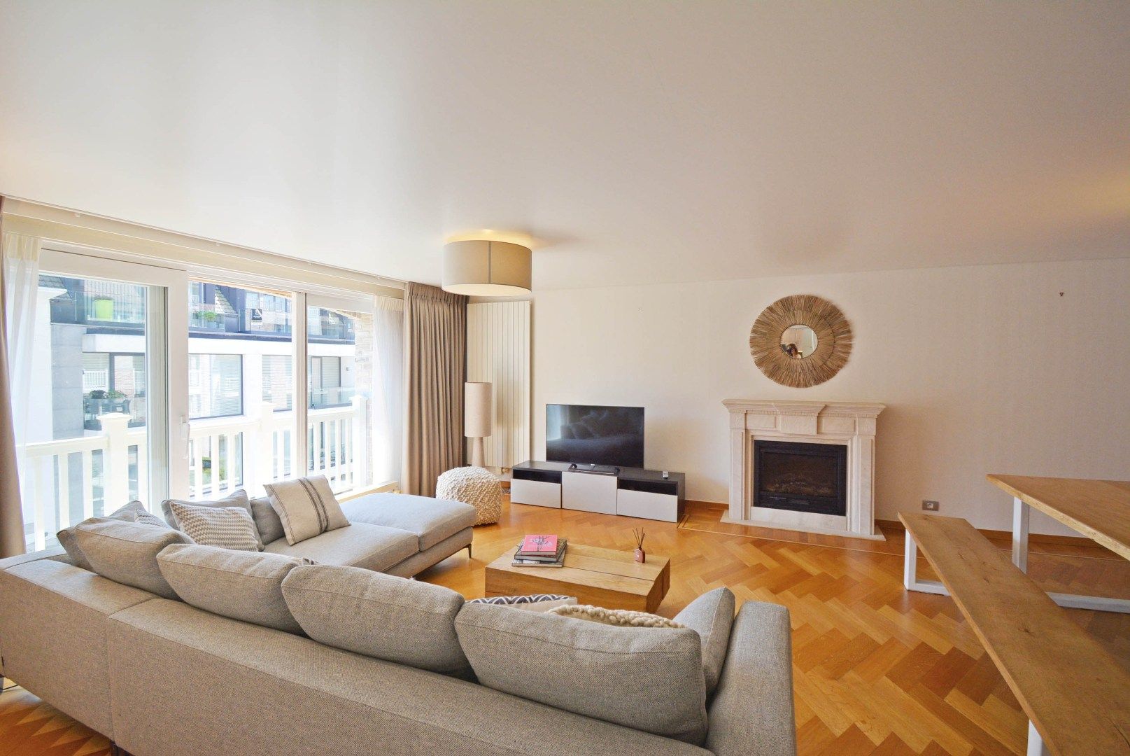 Ruim en centraal gelegen appartement met 3 slaapkamers foto 4