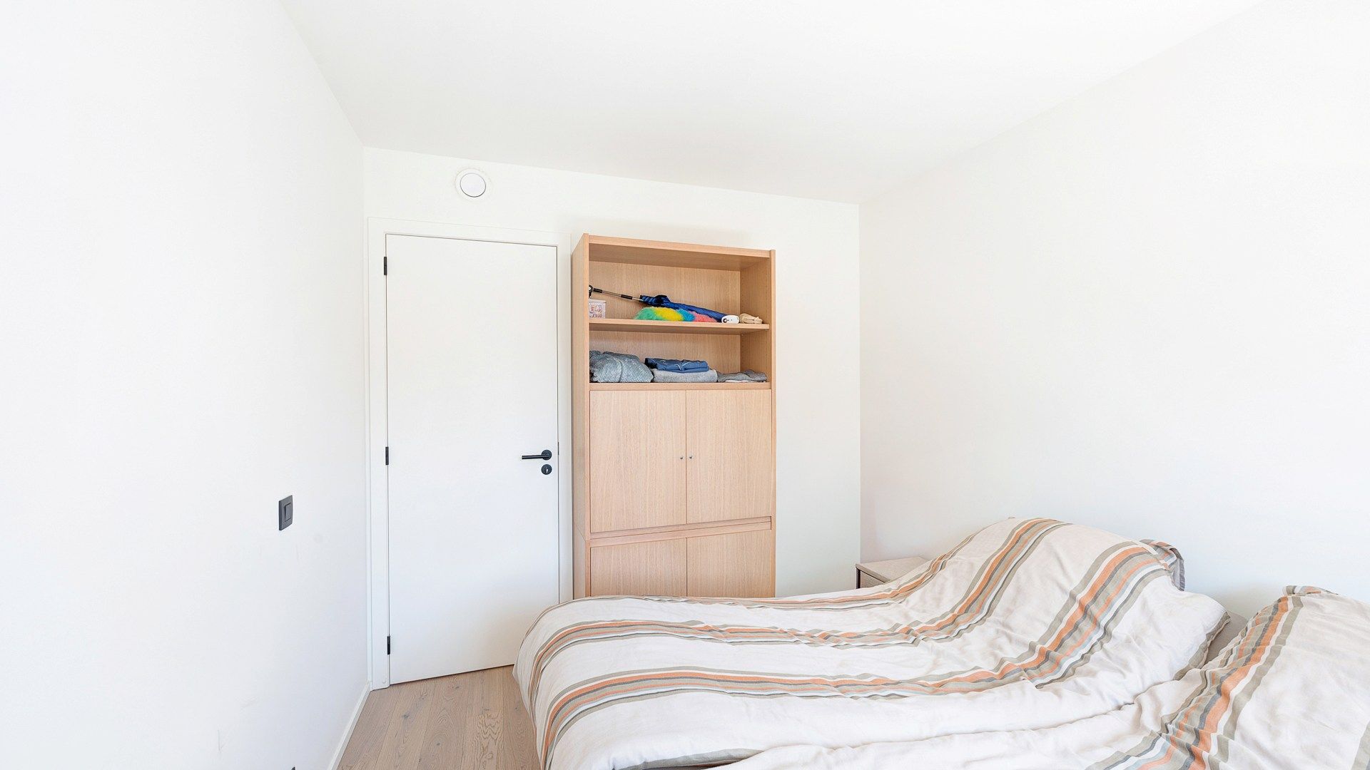 Nieuw appartement met 2 slaapkamers centraal gelegen te Heist foto 14