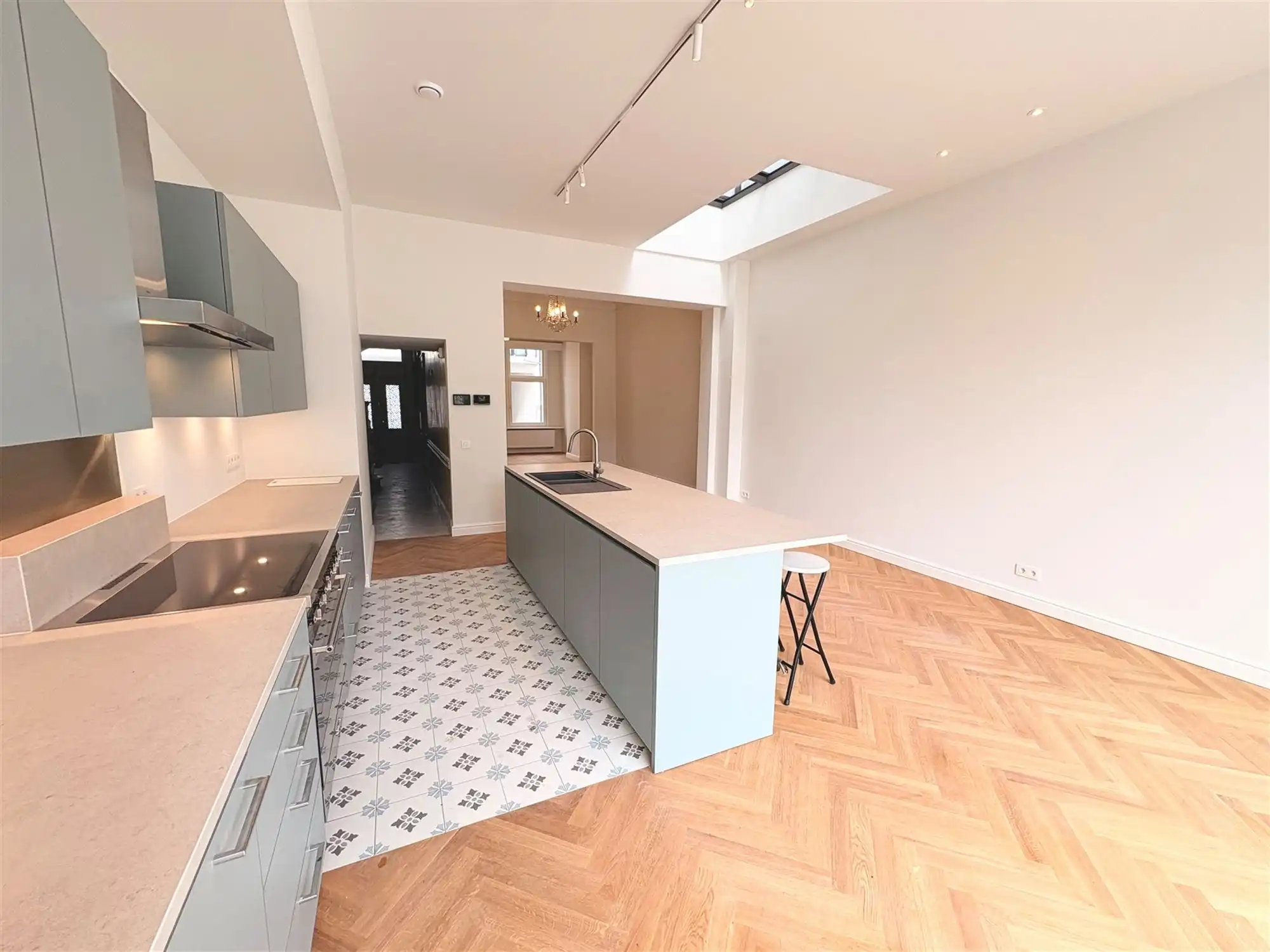 Gerenoveerde herenwoning met 5 slpks in Markgravebuurt. foto 9