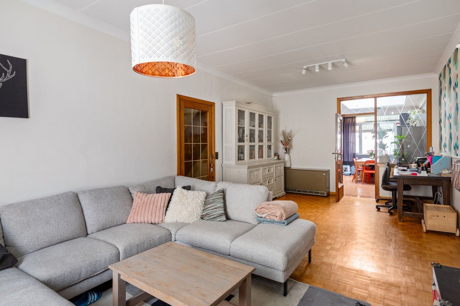 Verrassend ruime woning op toplocatie te koop te Deurne Zuid foto 2