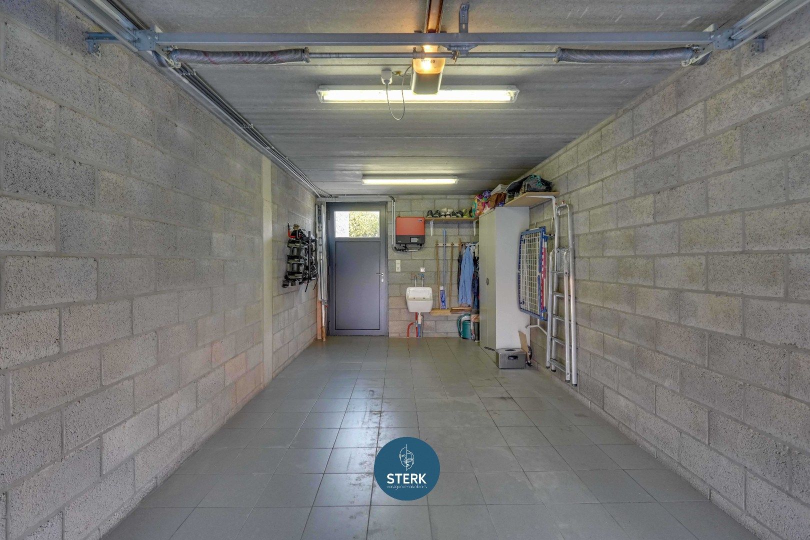 INSTAPKLARE GEZINSWONING MET EEN BEWOONBARE OPP. VAN 390 M² TE ZUSSEN !  foto 23