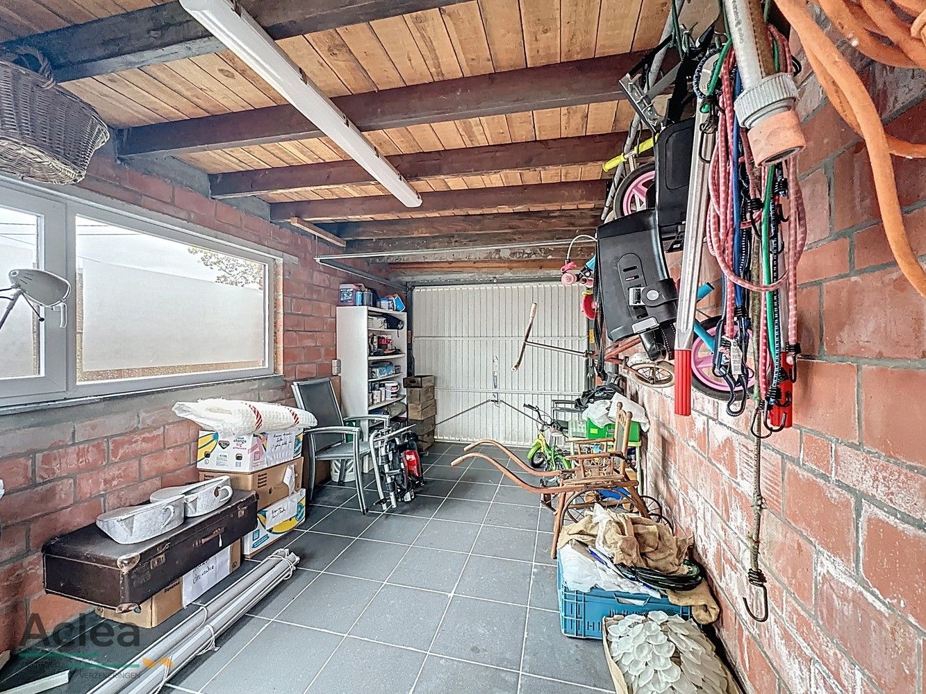 Charmante dorpswoning met 3 slpks en garage foto 16