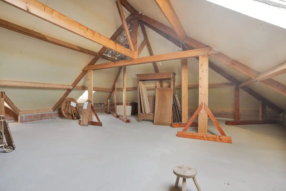 Riante villa met vier slaapkamers en prachtig uitzicht op strategische ligging foto 18