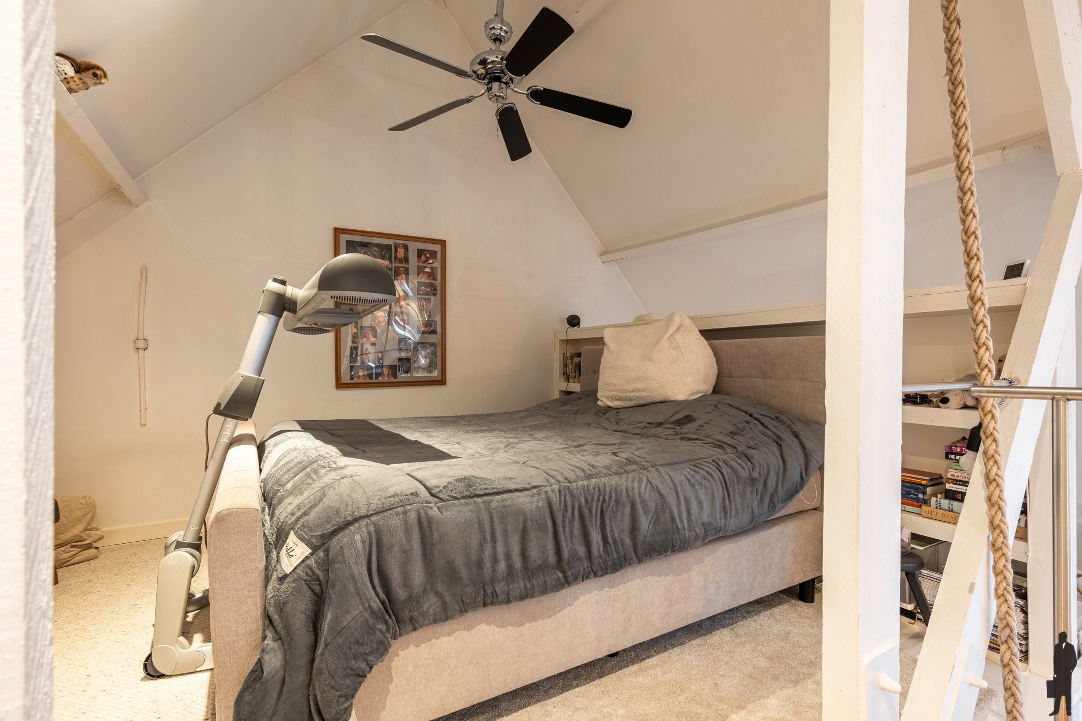 Unieke loft met mezzanine en terras in voormalige Rijkswachtkazerne in&nbsp;Hoogstraten foto 8