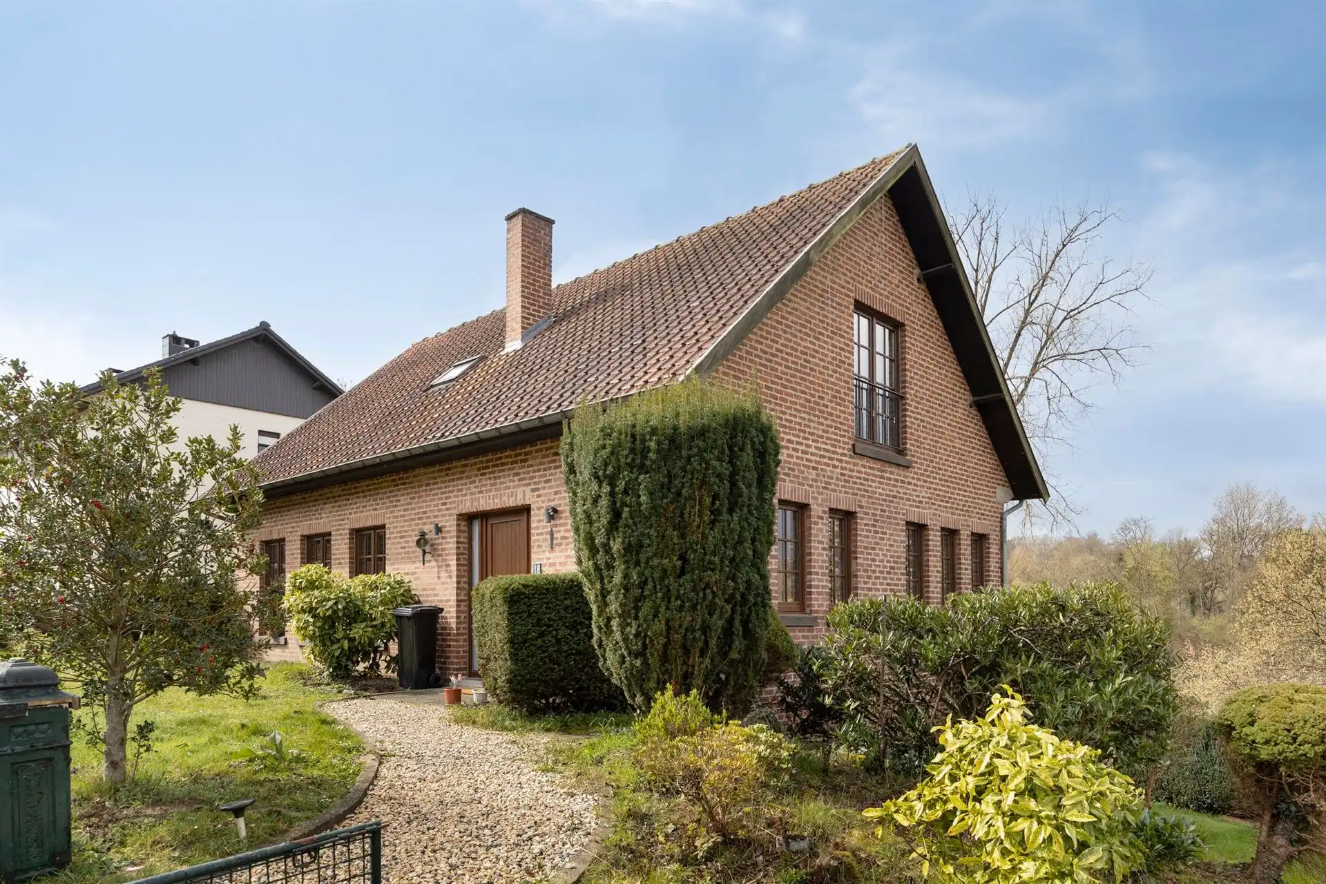 Hoofdfoto van de publicatie: Charmante, gerenoveerde villa op rustige locatie