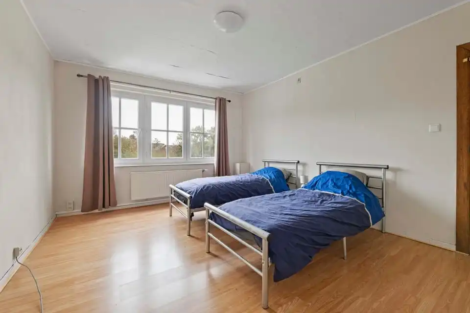 HALFOPEN BEBOUWING MET GARAGE EN GROTE TUIN IN TONGEREN foto 24