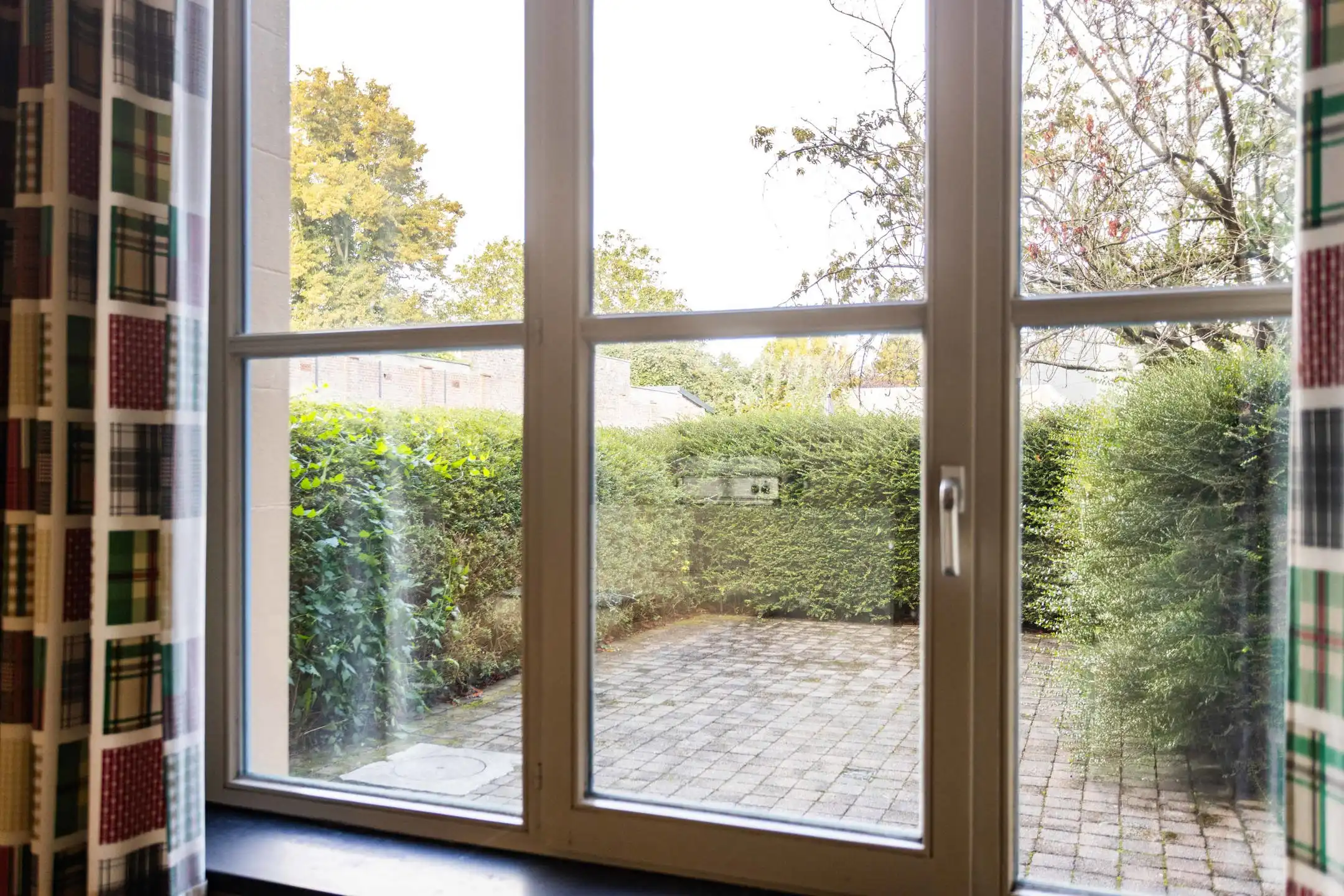 Authentiek gerenoveerde woning met garage in Mater dorp foto 10