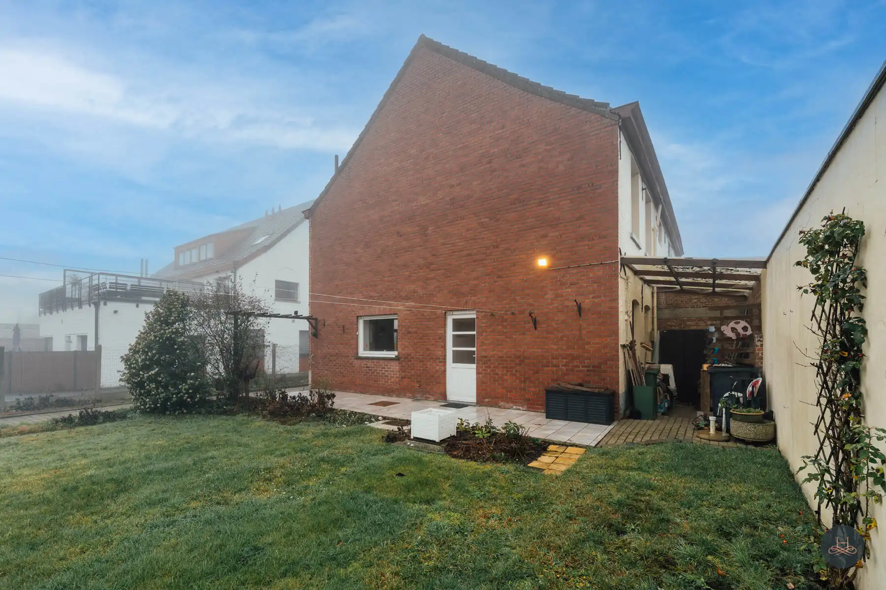 Prachtige authentieke en ruime villa met enorm potentieel foto 29