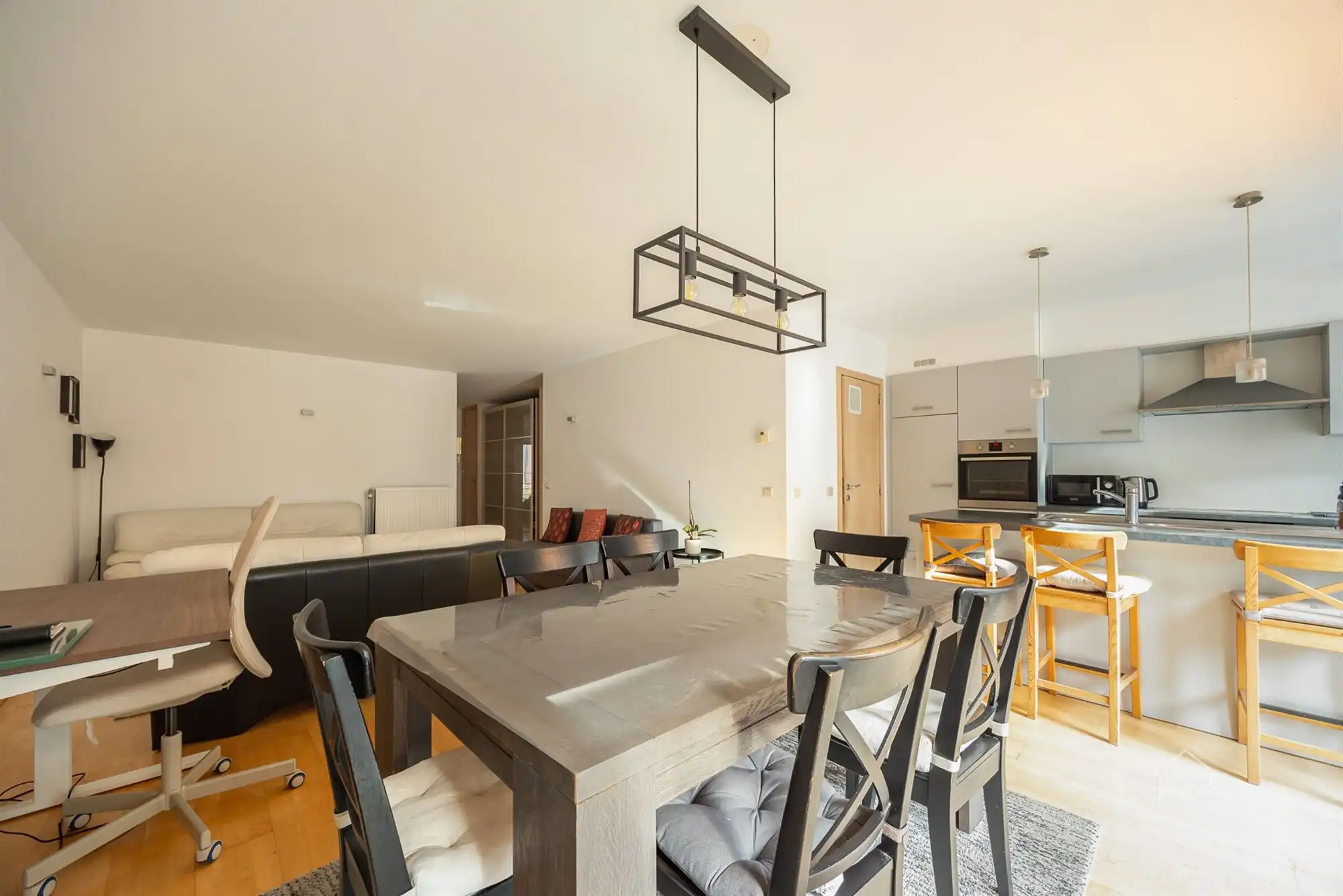 Stijlvolle en lichtrijke woning met 2 slaapkamers op zuid. foto 7