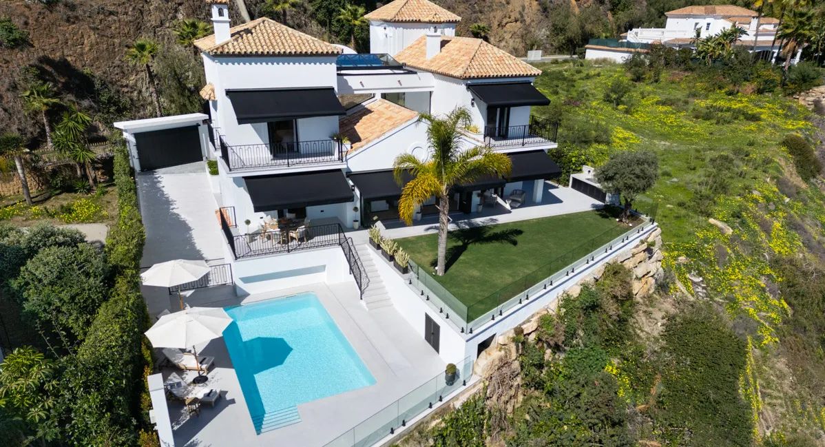 ()=>{if(producerUpdateValueVersion(node),producerAccessed(node),node.value===ERRORED)throw node.error;return node.value} Villa Almira - 29679 Benahavis