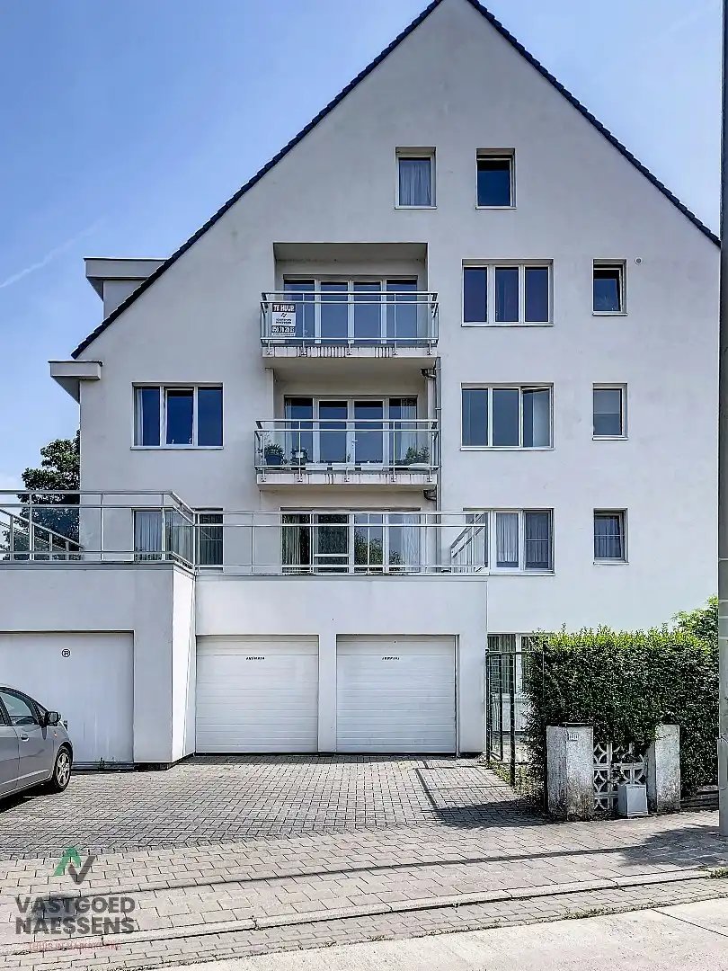 2 SLPK APP MET TERRAS IN RUSTIGE WOONWIJK foto 2