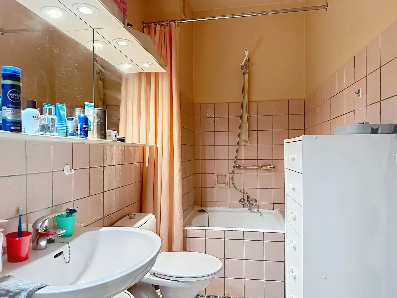 Appartement met drie slaapkamers en garagebox foto 33