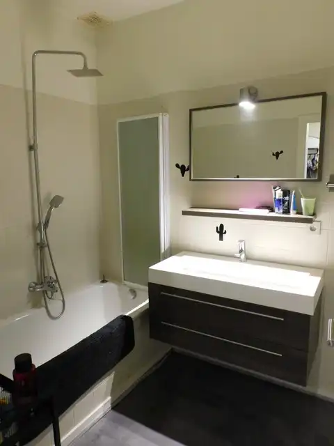 Ruim en instapklaar duplex appartement met autostaanplaats  foto 13