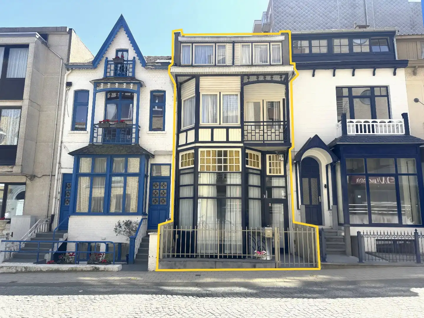 Huis te koop J. Demolderlaan 6 - - 8660 De Panne
