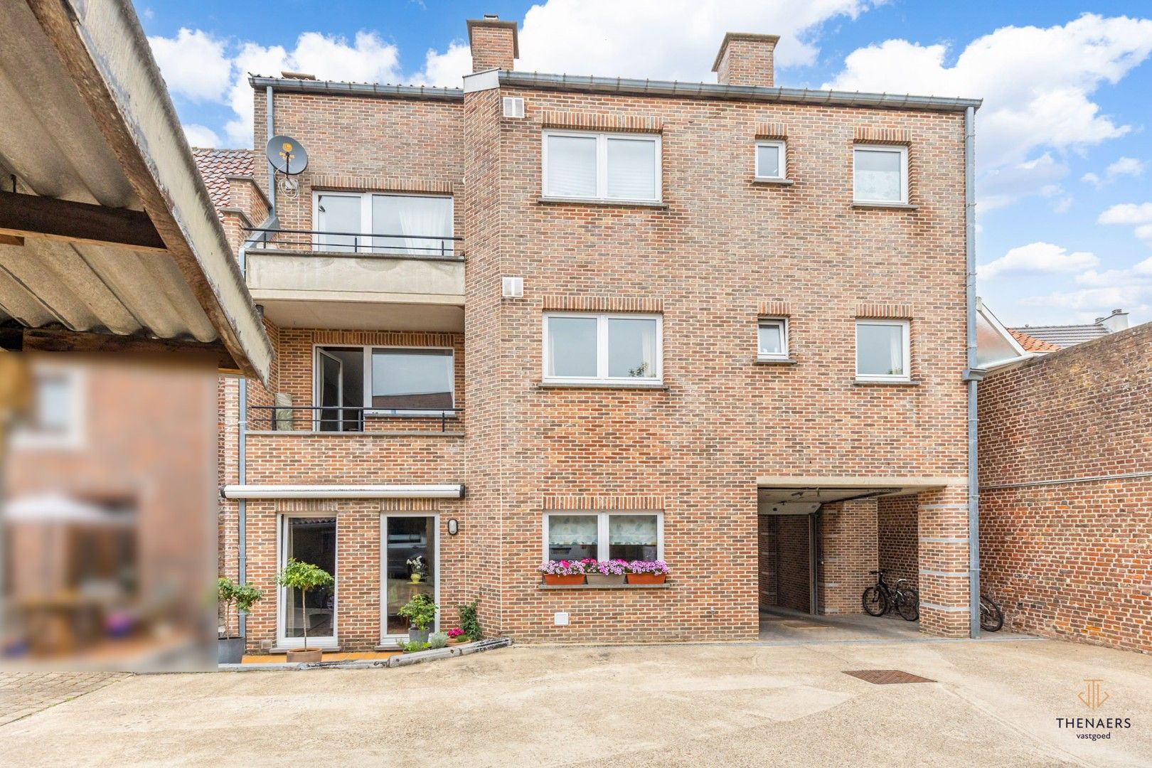 Opbrengsteigendom met 3 appartementen en 3 autostaanplaatsen in centrum Borgloon. foto 16