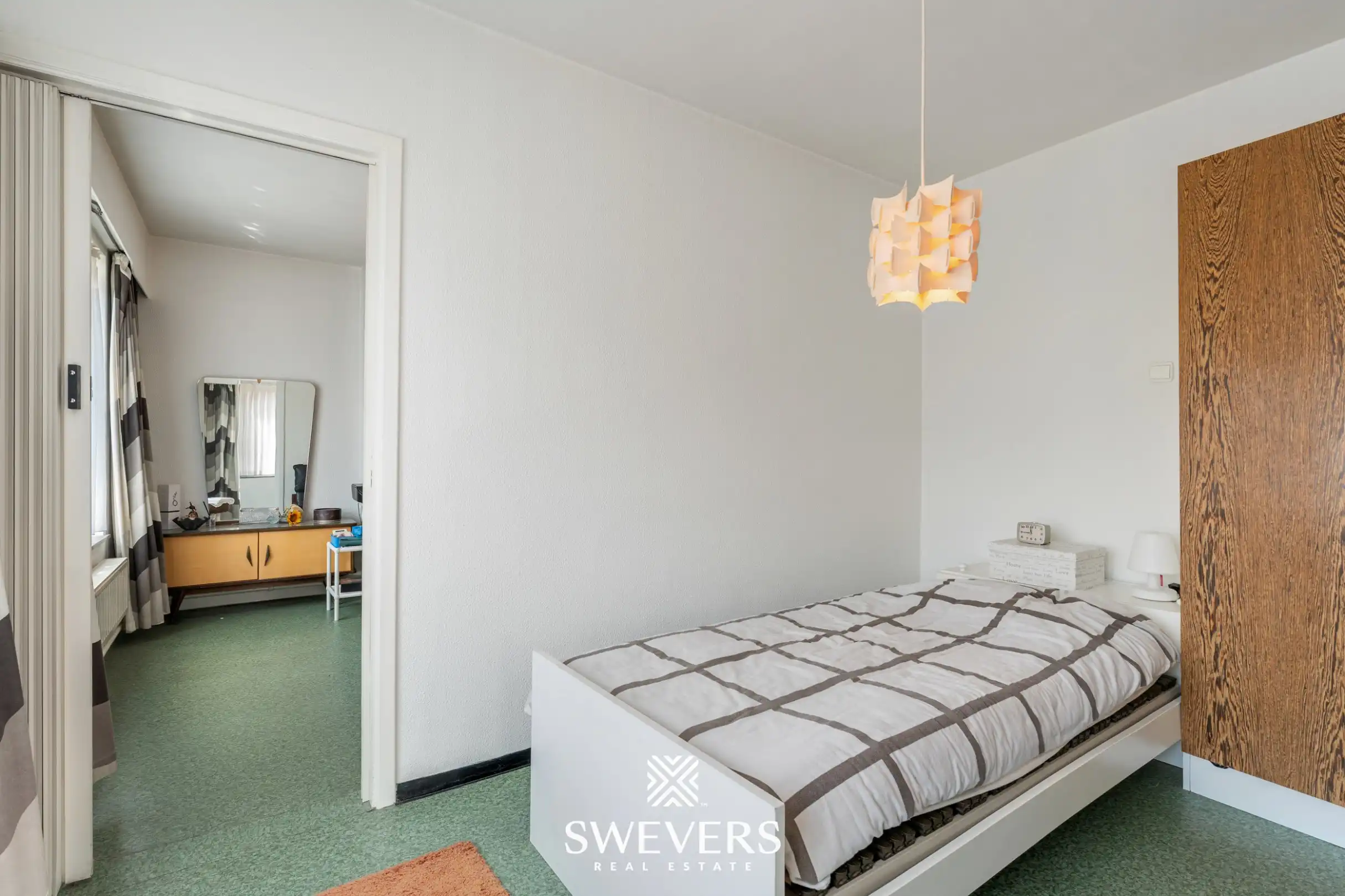 Statige woning met veel potentieel in het centrum van Diepenbeek foto 19