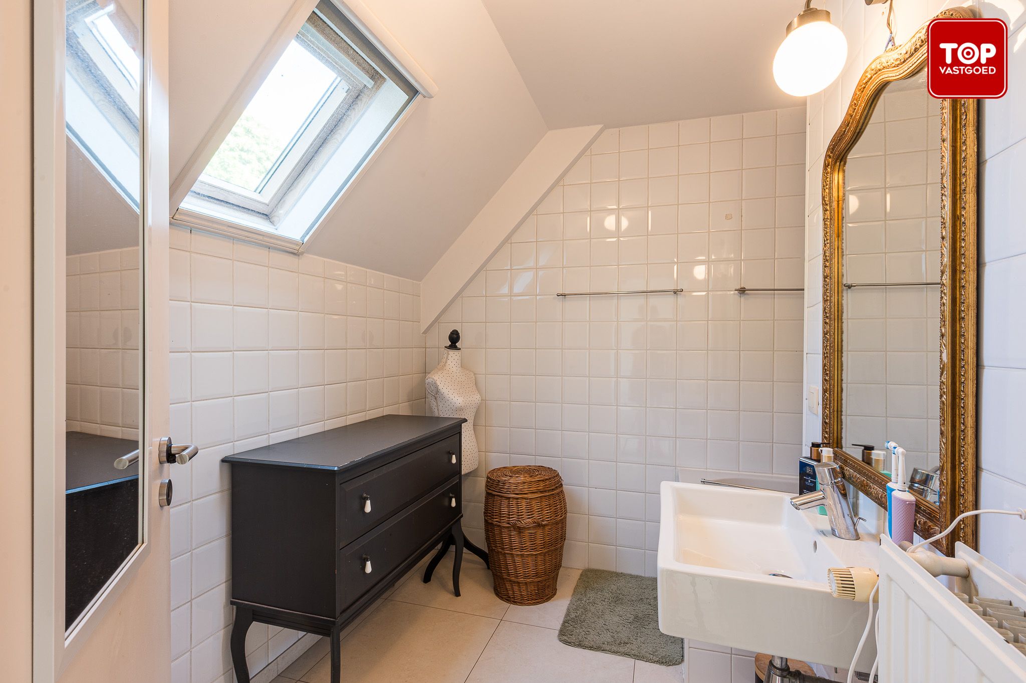 Instapklaar appartement in centrum Evergem foto 13