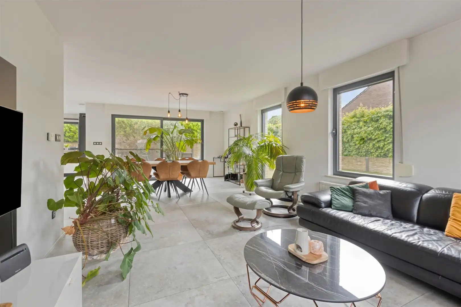TE KOOP: Verzorgde halfopen bebouwing met 3 slaapkamers in Koersel! foto 5
