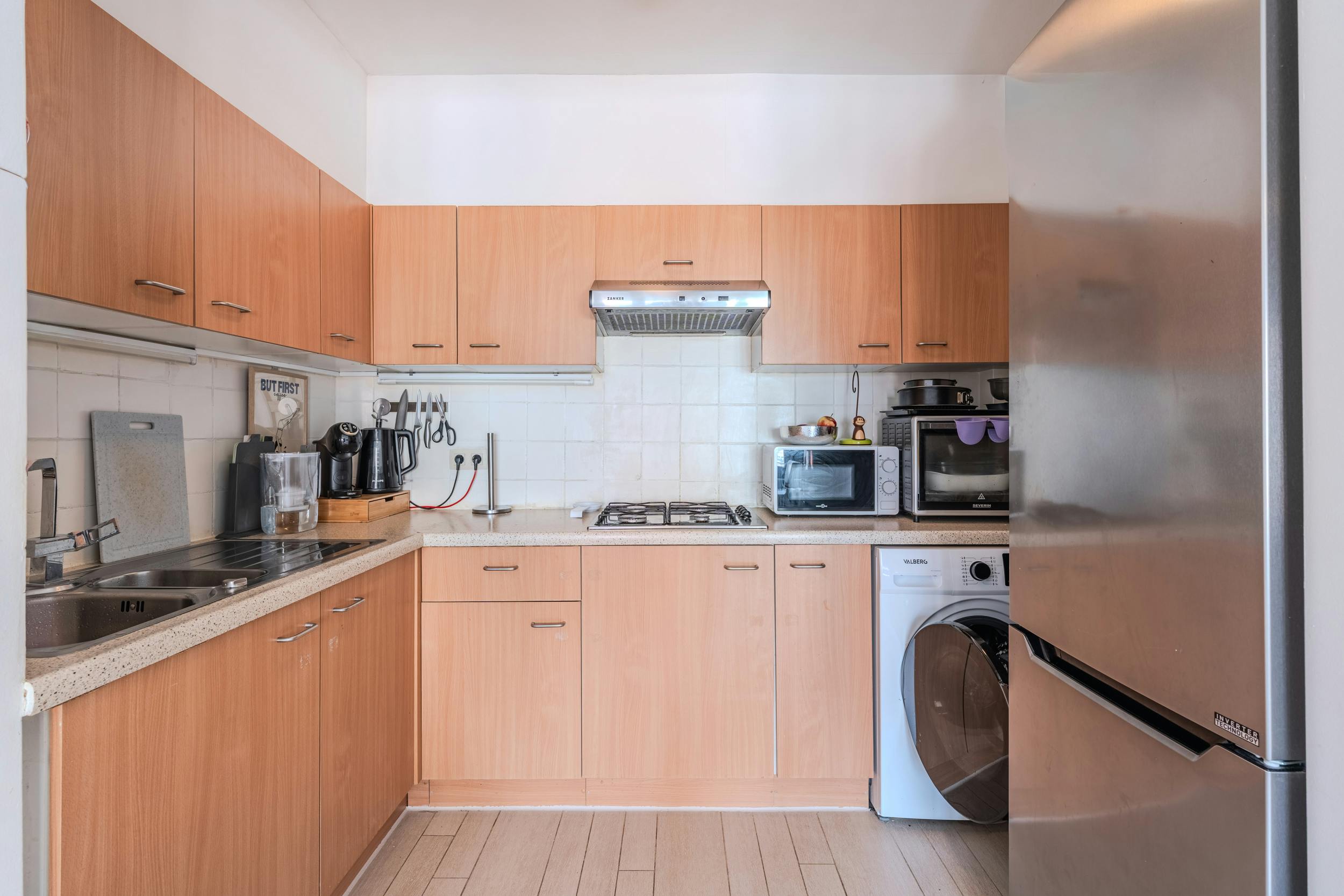 Instapklaar 2-slaapkamerappartement in centrum Oostende foto 4