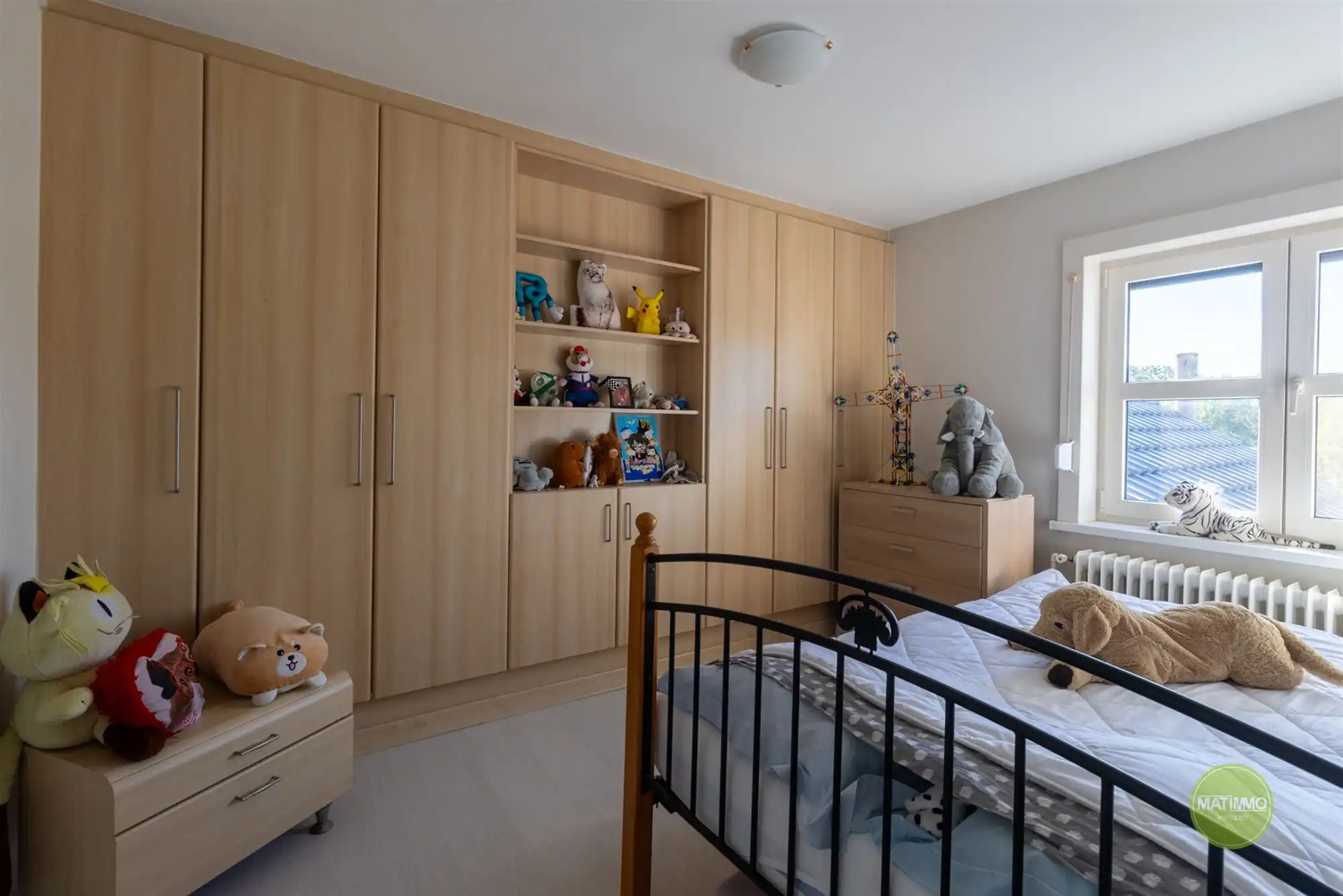 Ruime gezinswoning met 4 slaapkamers in Mol-Sluis foto 17